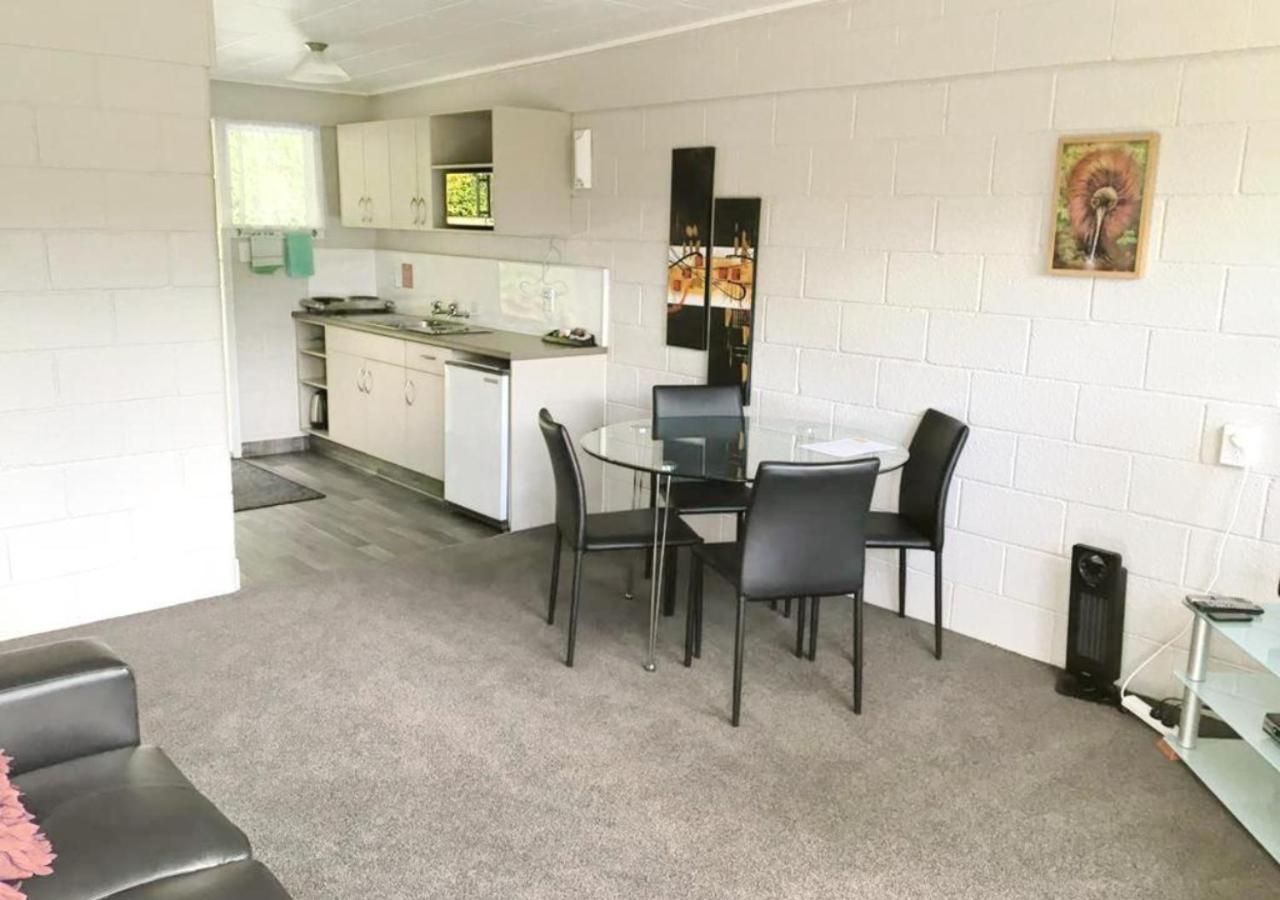 Sapphire Springs Holiday Park And Thermal Pools Katikati Eksteriør bilde
